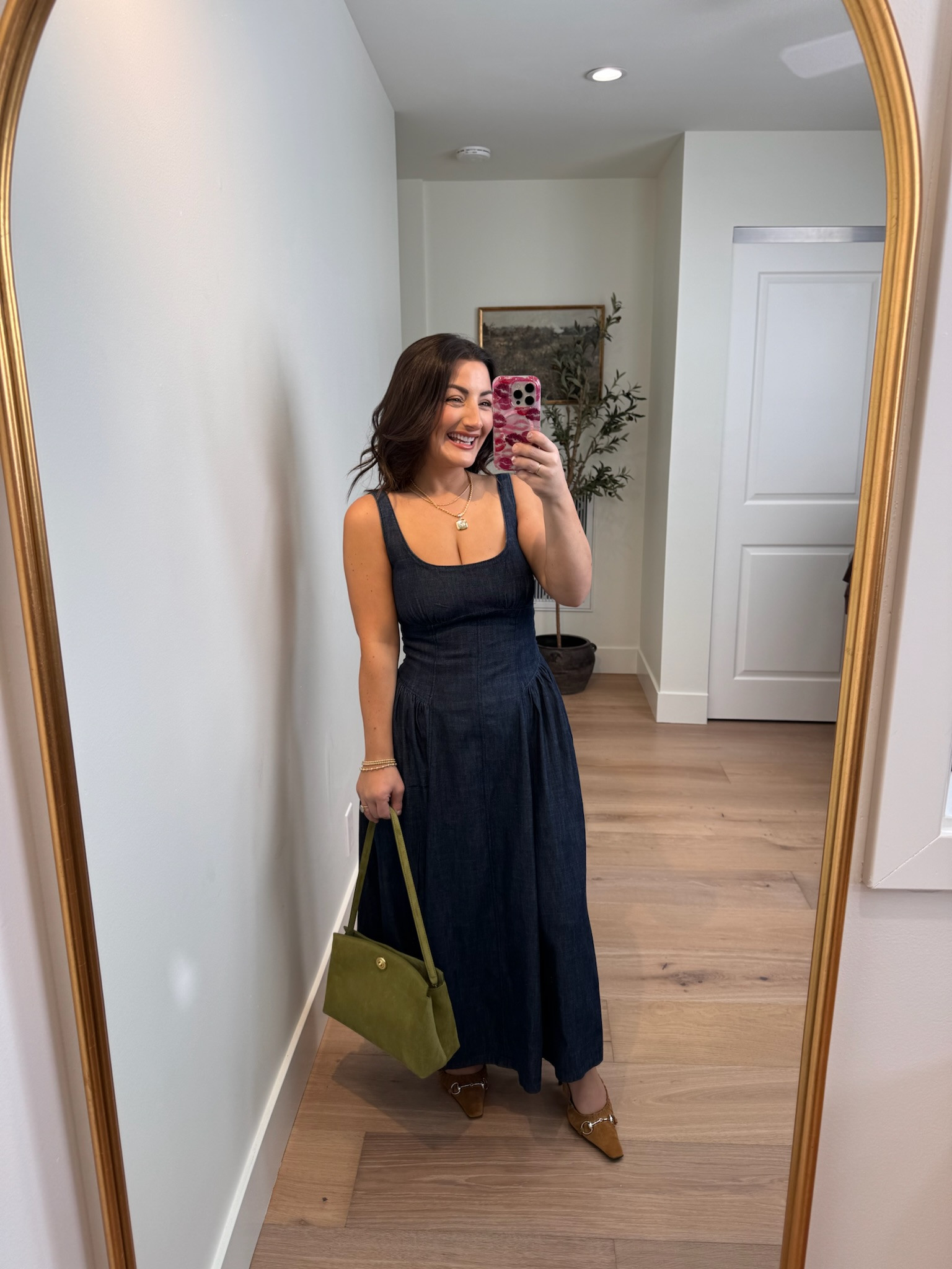 Love a good dark wash denim dress for fall!

Denim midi dress size s petite 

5'0" 135lbs

#LTKootd #LTKSeasonal #LTKPetite