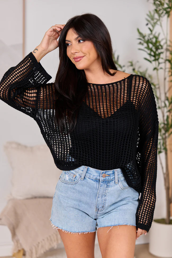 FREE graphic tee with every $125 purchase! | Pink Lily