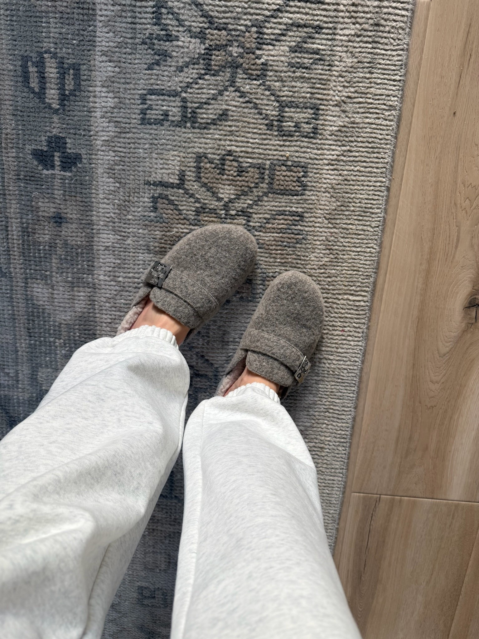 Huge Nordstrom, shoe sale, Tory Burch on sale, Uggs on sale , Nike on sale , Birkenstock on sale, Slides, Slip on shoes


#LTKHoliday #LTKSeasonal #LTKgrwm