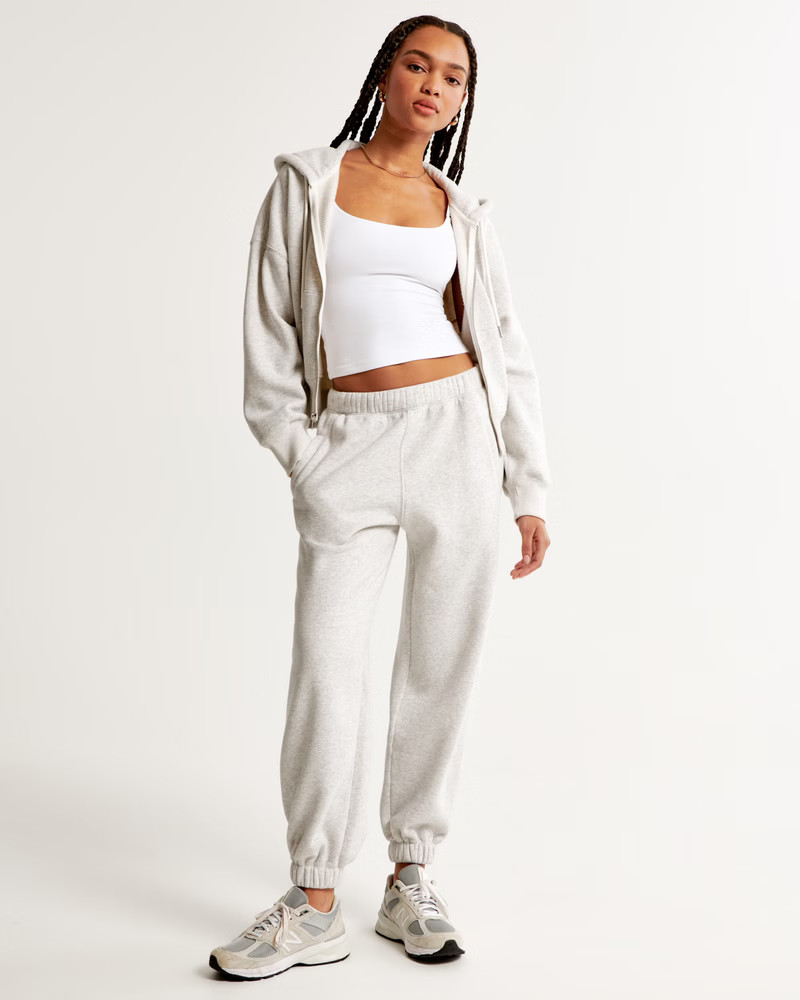 Essential Oversized Sunday Sweatpant | Abercrombie & Fitch (US)