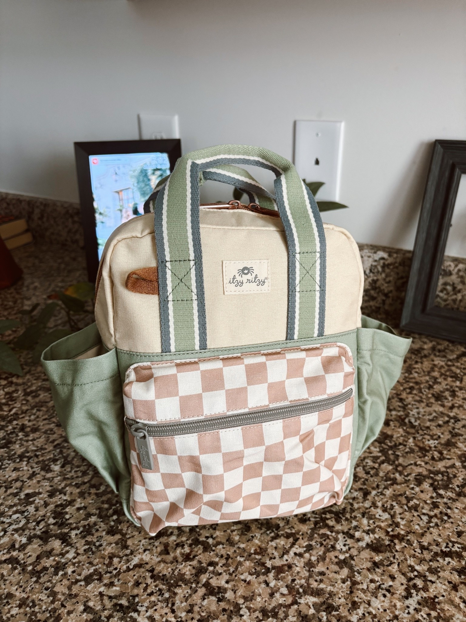 Toddler Backpack for Daycare or school 🍎📚🤓

#LTKmomlife #LTKBaby #LTKKids