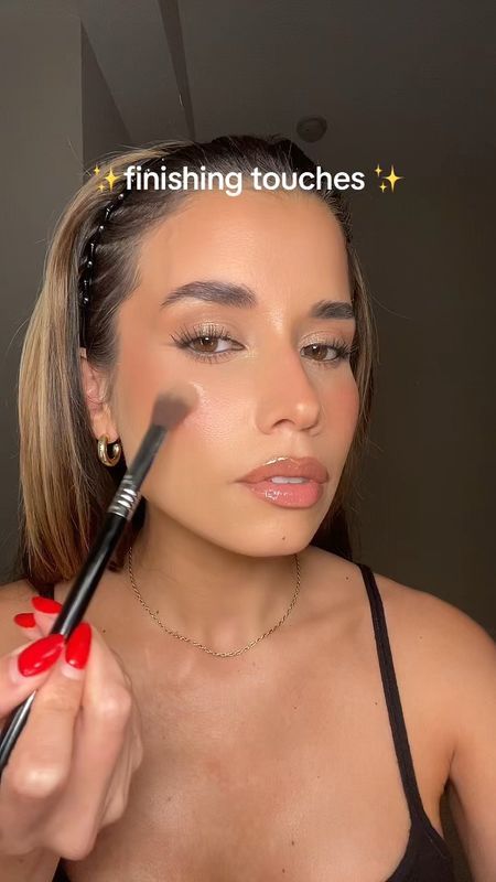 Sigma Beauty highlighter in shade Twilight ✨✨ 

makeup 
sephora 
ulta
makeup tools
beauty 


#LTKVideo #LTKbeauty #LTKwedding