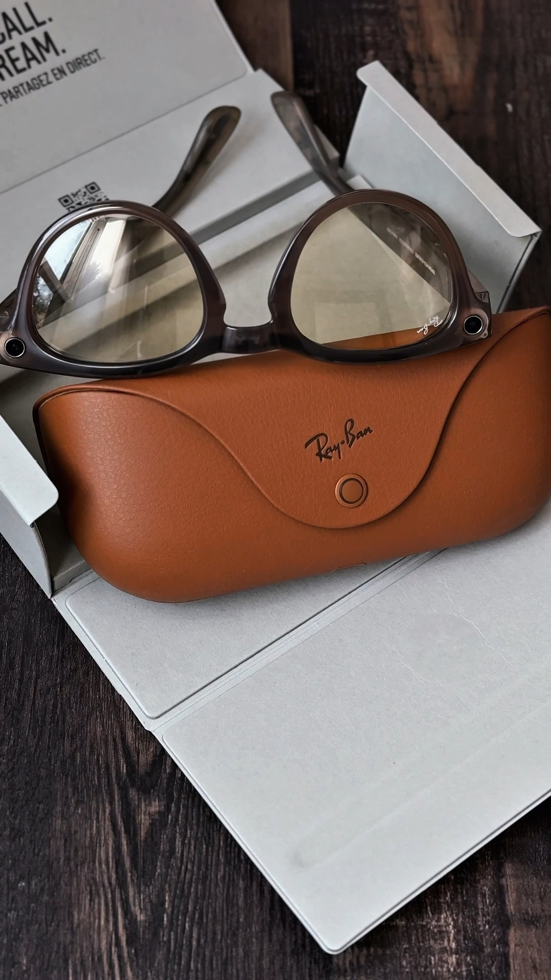Love these glasses. So many great features… headphones, camera, sunshades… and other AI features! Pretty amazing 

#LTKStyleTip #LTKWorkwear #LTKActive