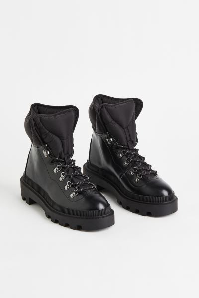 Wattierte Schnürstiefel | H&M (DE, AT, CH, NL, FI)