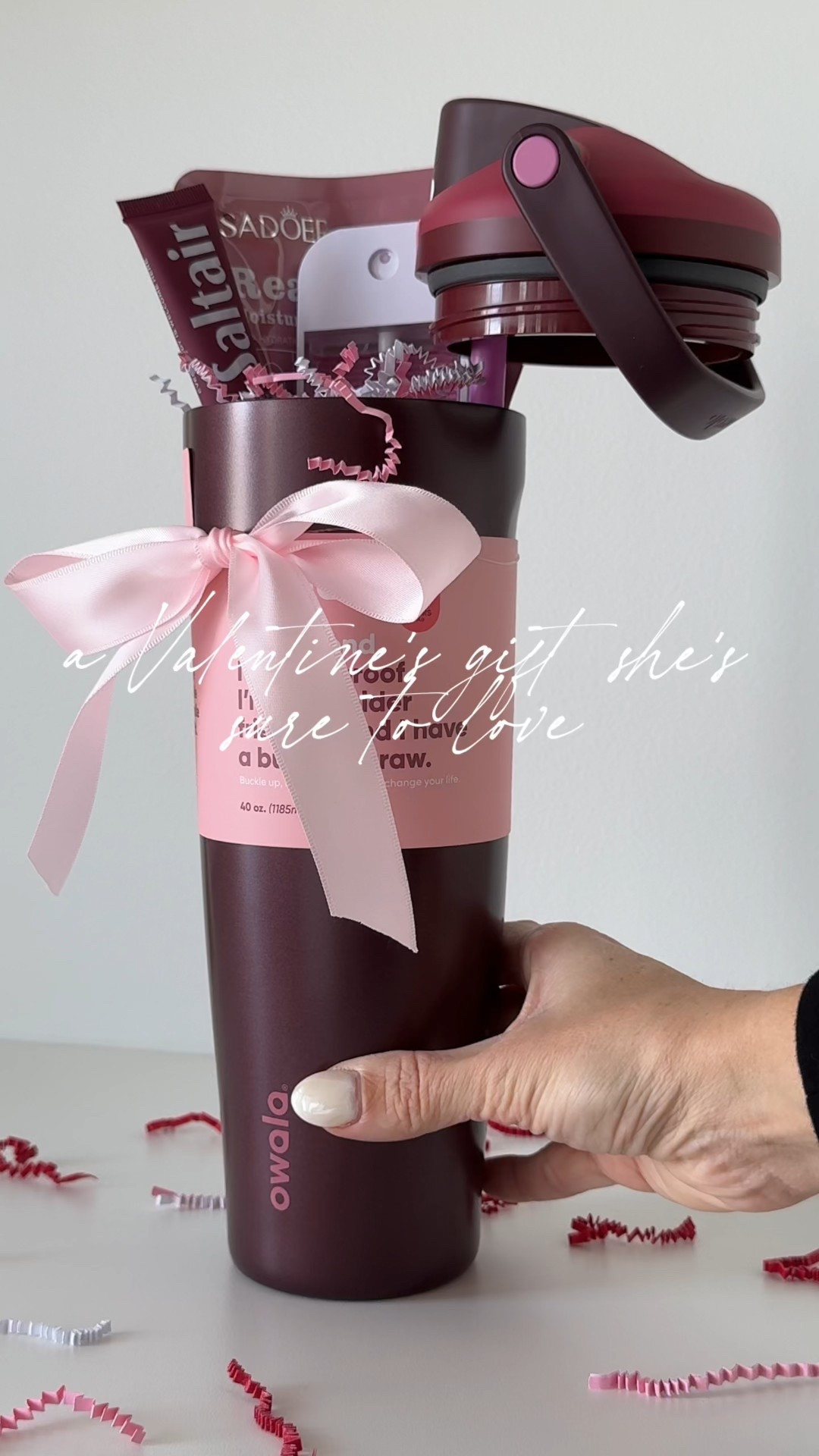 Comment LOVE to get the details to shop 💐 

A Valentine’s gift she’s sure to love 💗 | tumbler, simple fillers and a sweet treat 

#valentinesinspo
#valentinesdaygift
#valentinesgift
#giftideas
#amazonfinds



#LTKSeasonal #LTKValentine #LTKmomlife