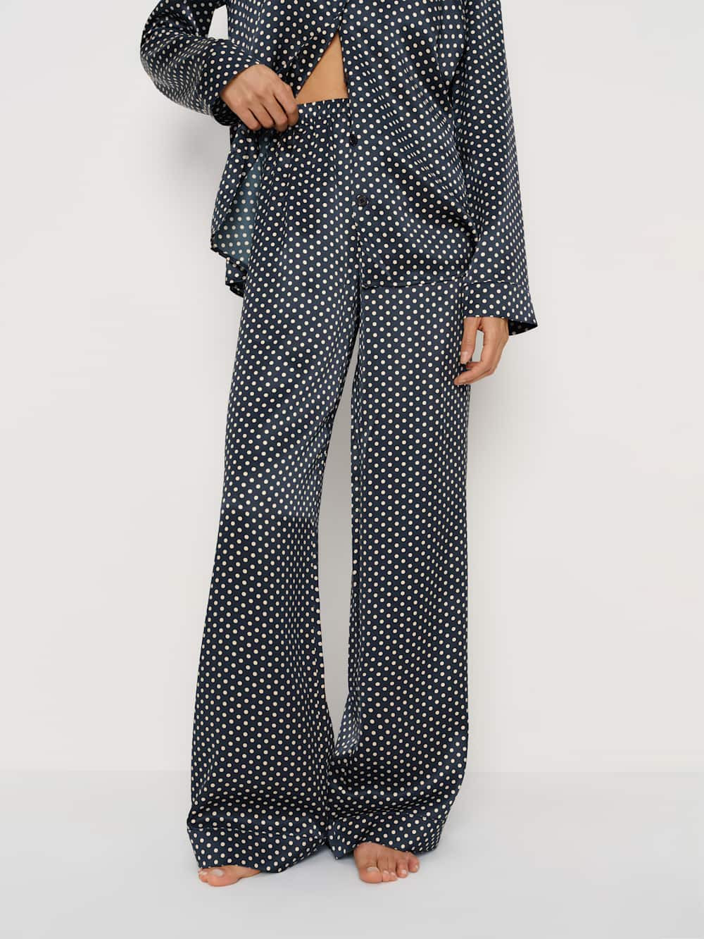 Ella Silk Set | Reformation (Global)