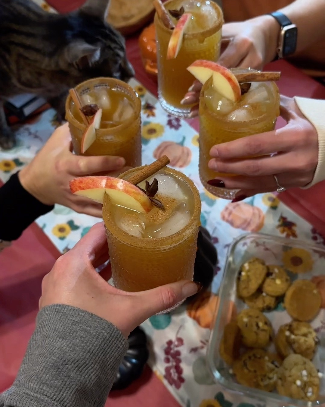 The best girls night making candles 🕯️🤎✨

#LTKFindsUnder50 #LTKSeasonal #LTKHoliday