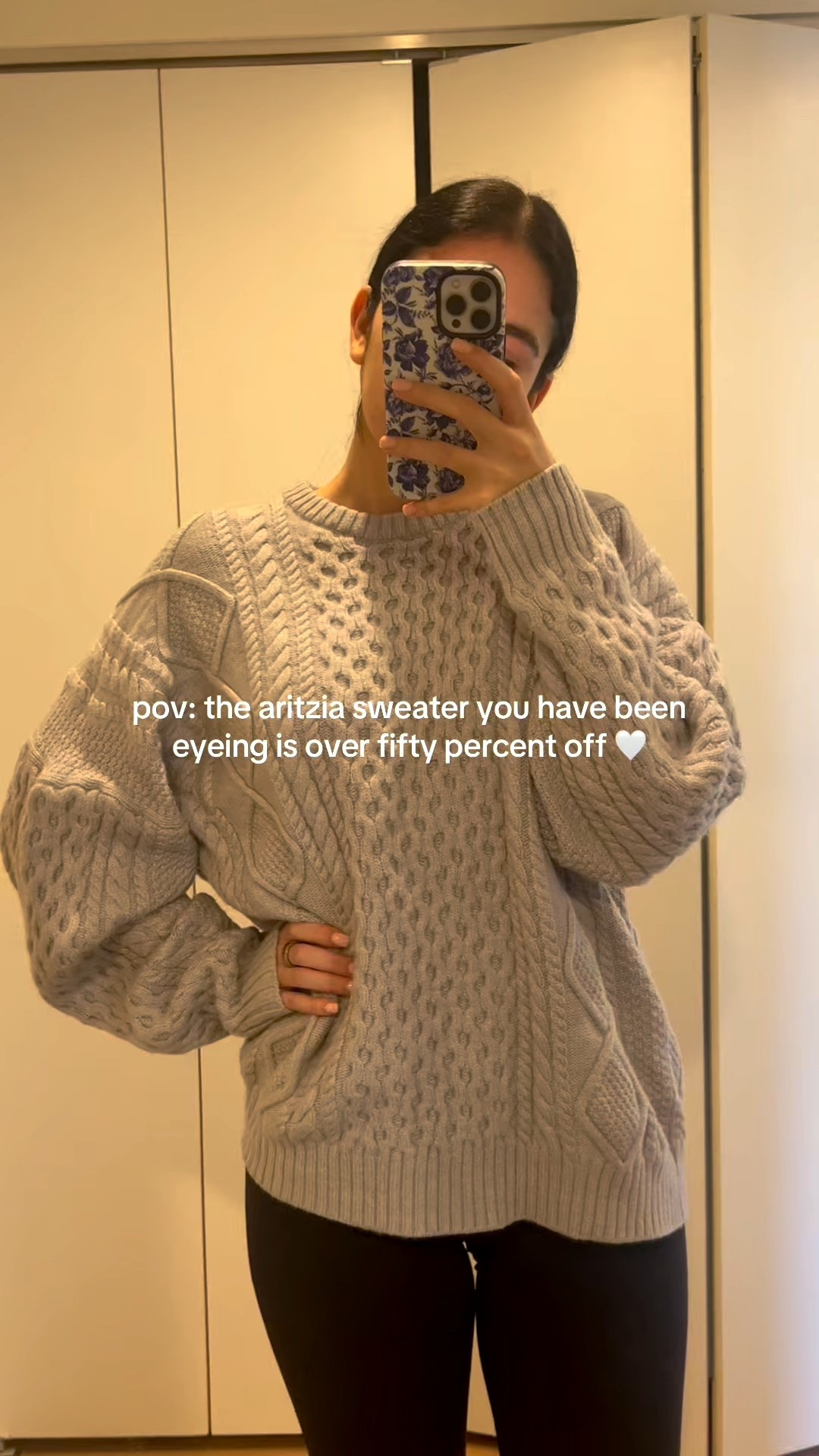 The comfiest sweater from aritzia!! I was so excited when I saw it was on sale. 



#aritzia #sweater #winter 

#LTKSaleAlert #LTKootd #LTKSeasonal