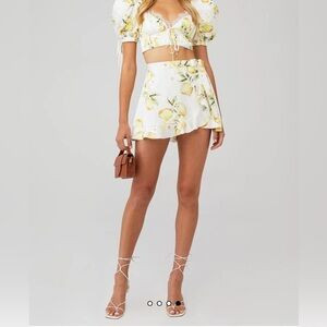 FOR LOVE & LEMONS
NATALIA SKORT | Poshmark