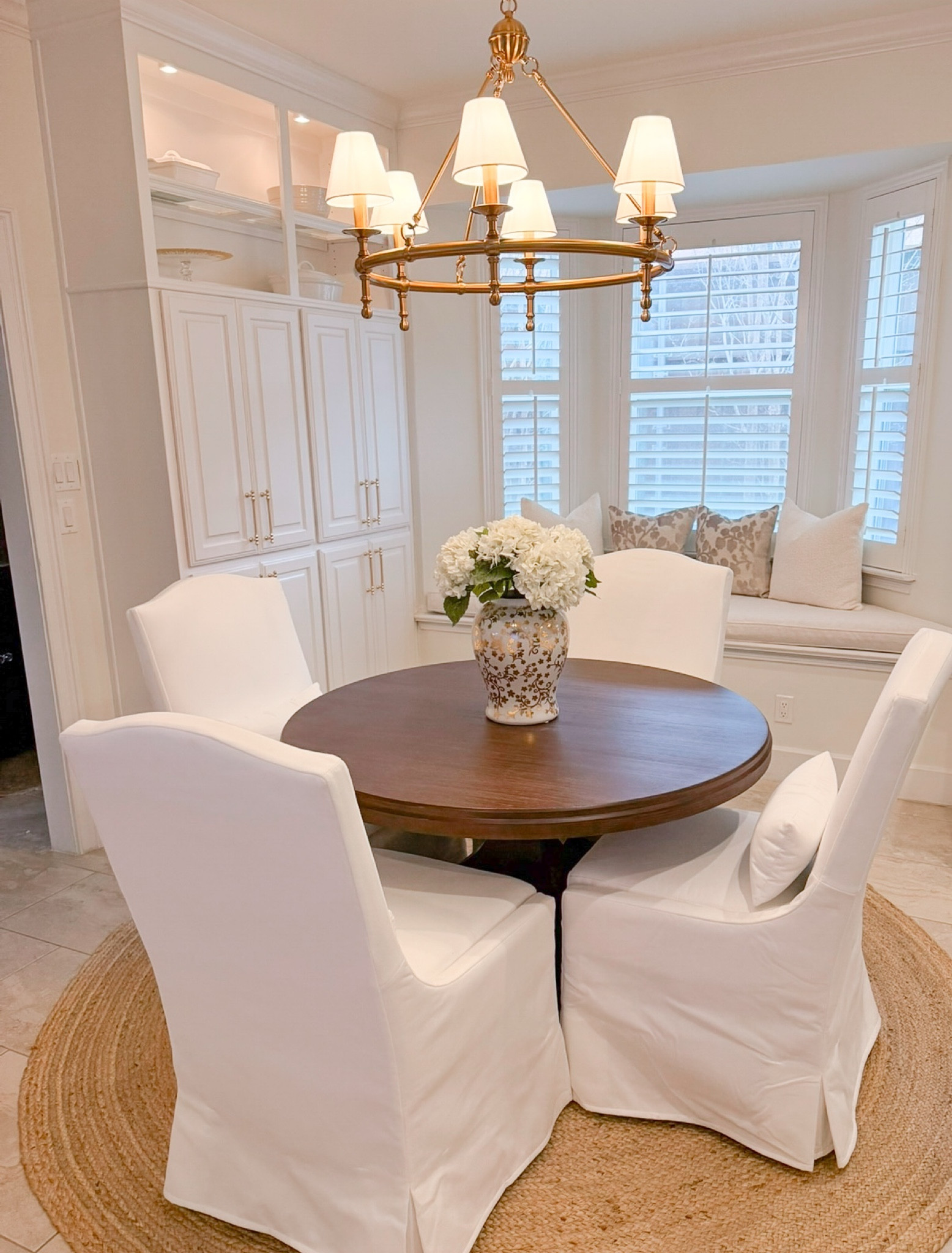 A fresh clean kitchen to start 2025!

#LTKHome #LTKStyleTip