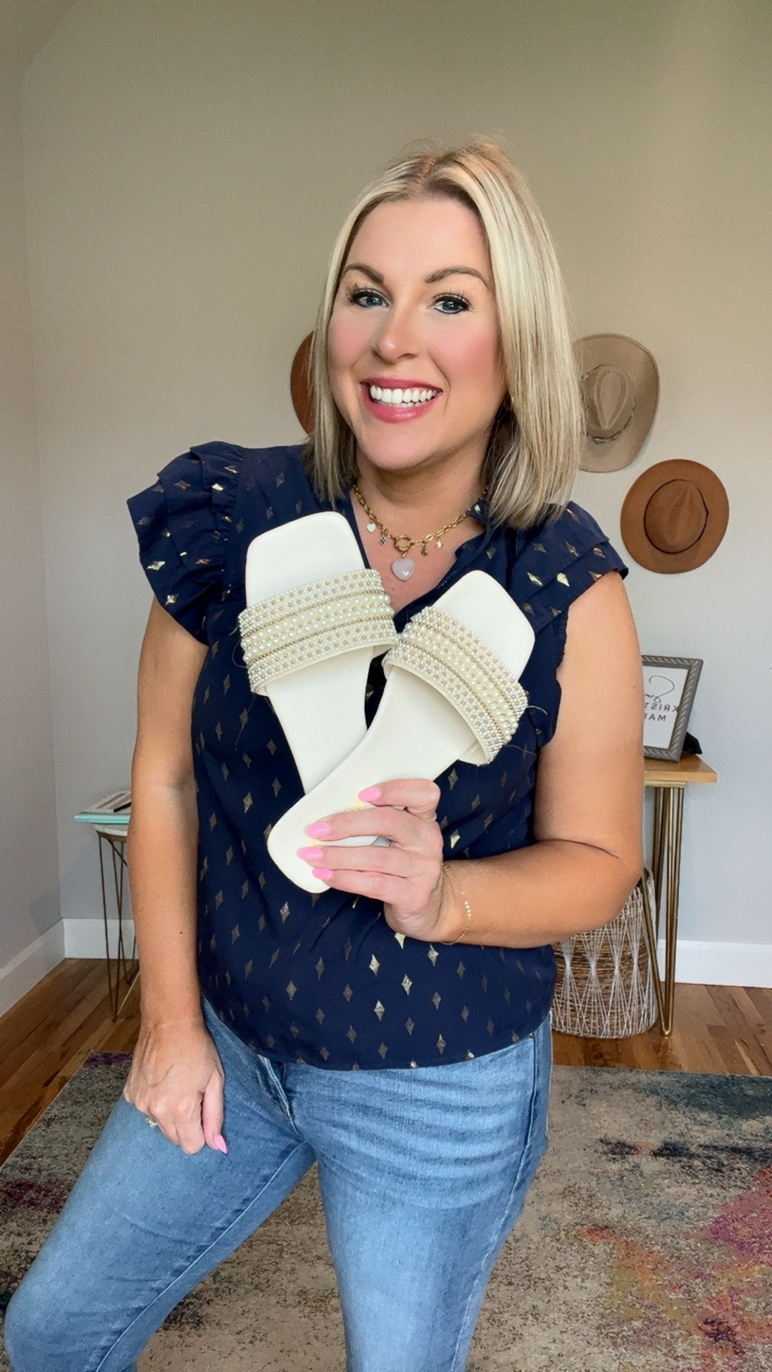Comfortable, classy and neutral sandals that look adorable and dress up any outfit. #Sandals #Shoes #Comfortable #OutfitInspiration 

#LTKOver40 #LTKShoeCrush