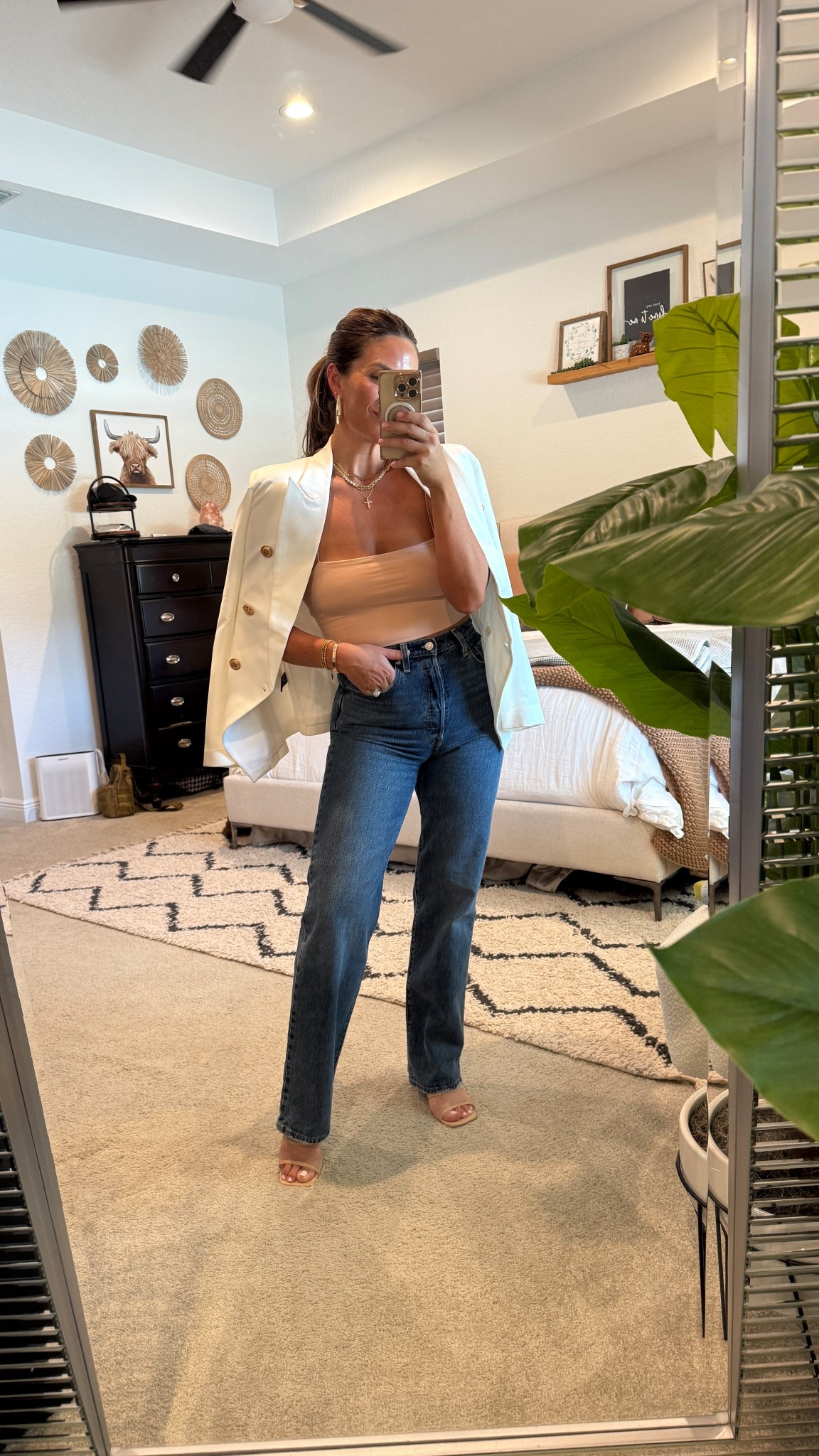 Shocked this blazer is only $19!!

#LTKFindsUnder50 #LTKStyleTip #LTKSaleAlert
