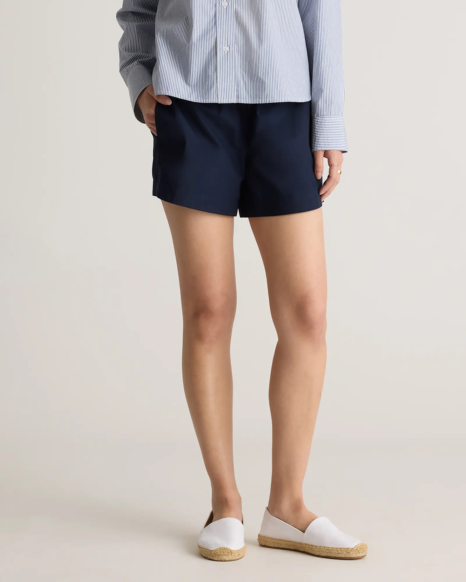 100% Organic Cotton Poplin Pull-On Shorts in Navy | Quince
