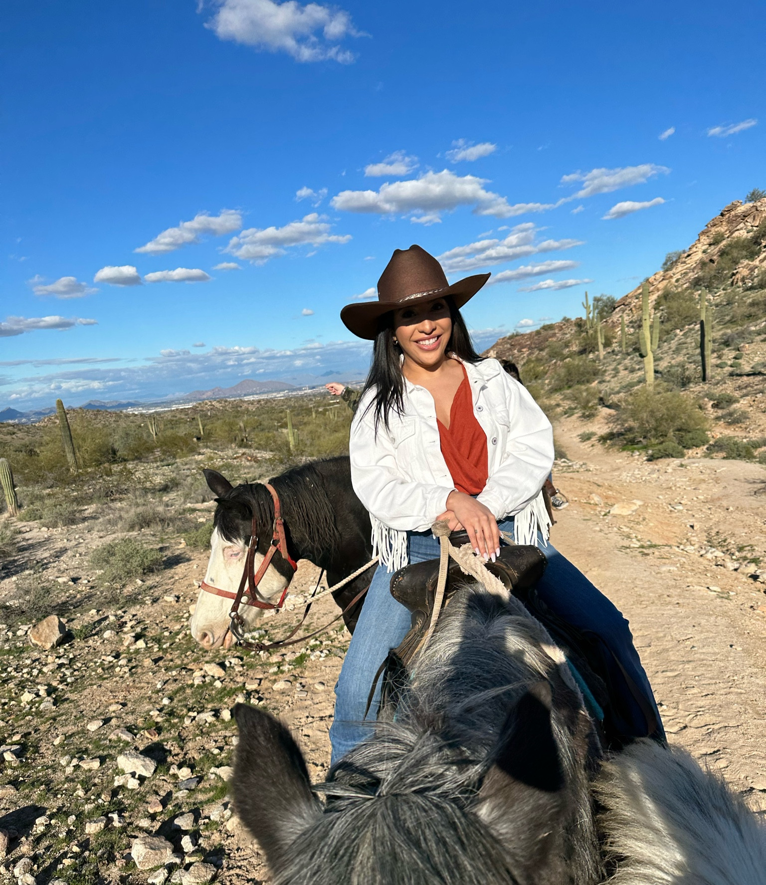 Cute customized fringe jacket outfit for some trail riding in Phoenix, AZ 🌵🐴

#LTKunder100 #LTKtravel