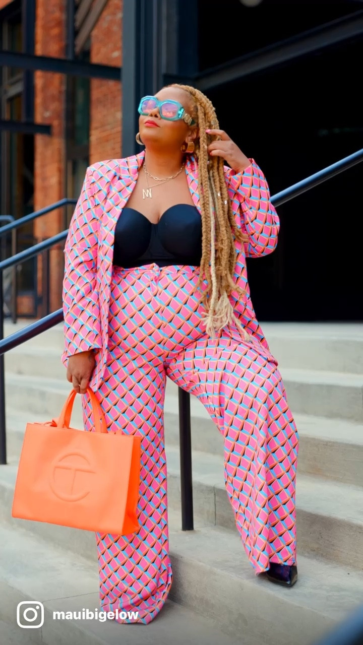 Pretty. 

#LTKcurves #LTKshoecrush #LTKstyletip