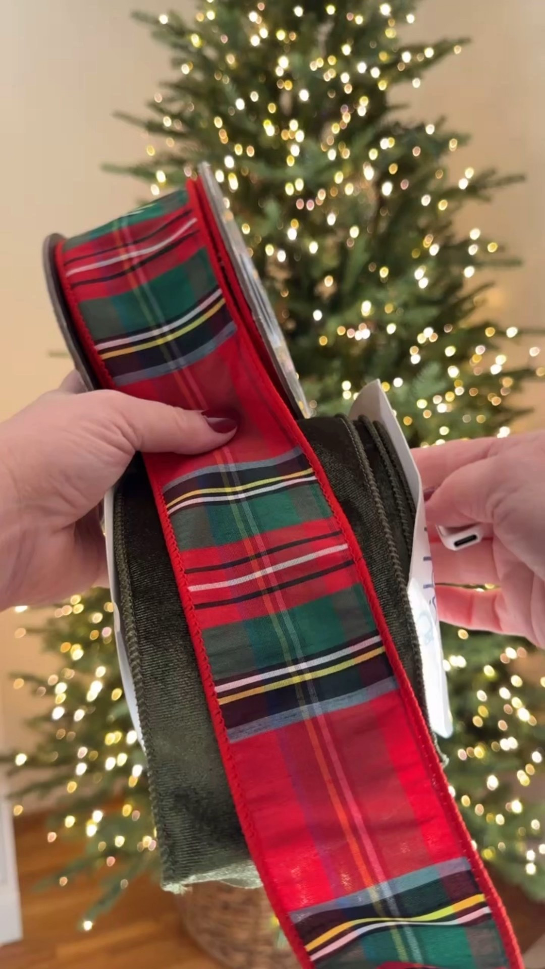 Christmas ribbon for my tree…

I am using a 2.5” plaid layered over a 4”  olive green to coordinate with the colors I am using through my living room and home 🎄❤️

#LTKHome #LTKSeasonal #LTKHoliday