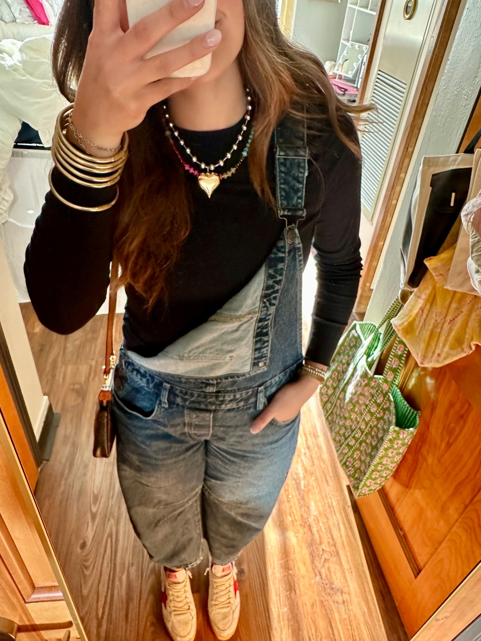 OVERALLS!!!! size 29
medium top
necklaces are from boutique so unfortunately i can’t find them 😔

#LTKootd #LTKgrwm #LTKdayinmylife