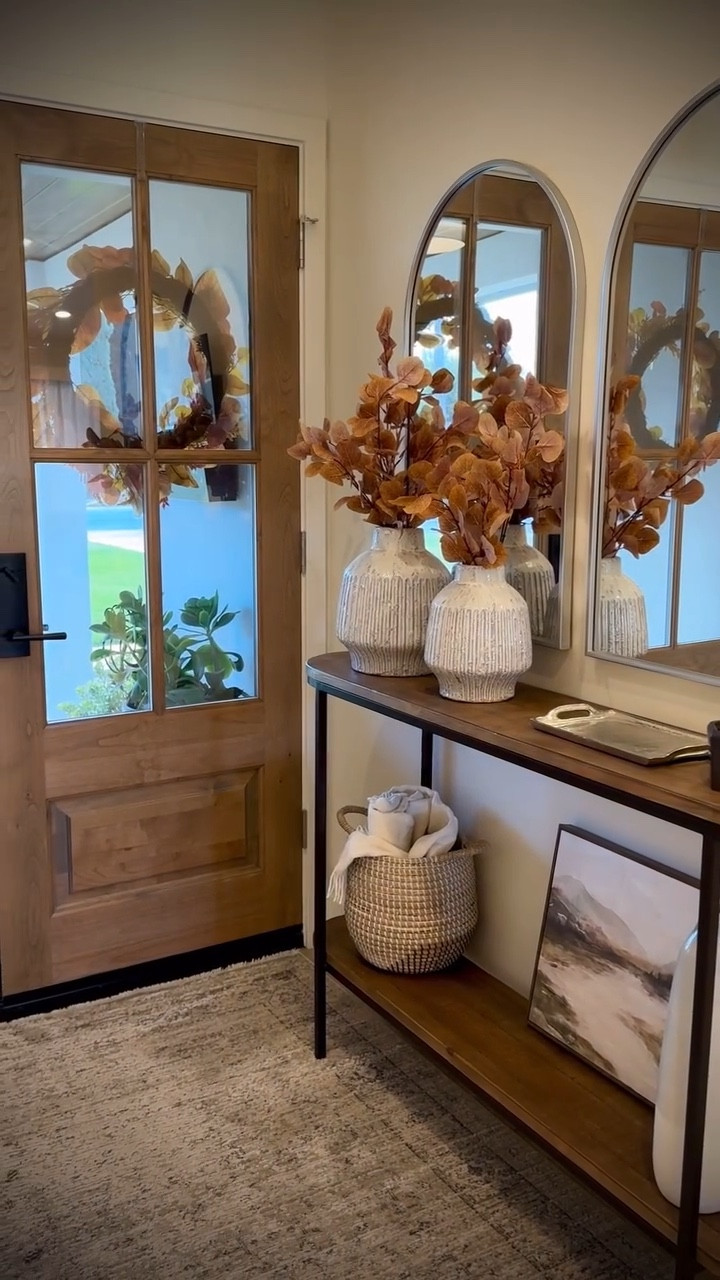 Elegant details meet cozy comfort! A beautiful entryway for my clients that love the softness from neutral colors!

#interiordesign #valleyinteriors #turlock #hilmar #gustine #foyer #foyerdecor #foyerdesign #reels #reelsofinstagram #custombuild #customhome #minimalistichome #minimal
#minimalhomedecor #minimalistic #minimalisticstyle #neutraldecor #neutralcolors

#LTKSeasonal #LTKHome #LTKFindsUnder100