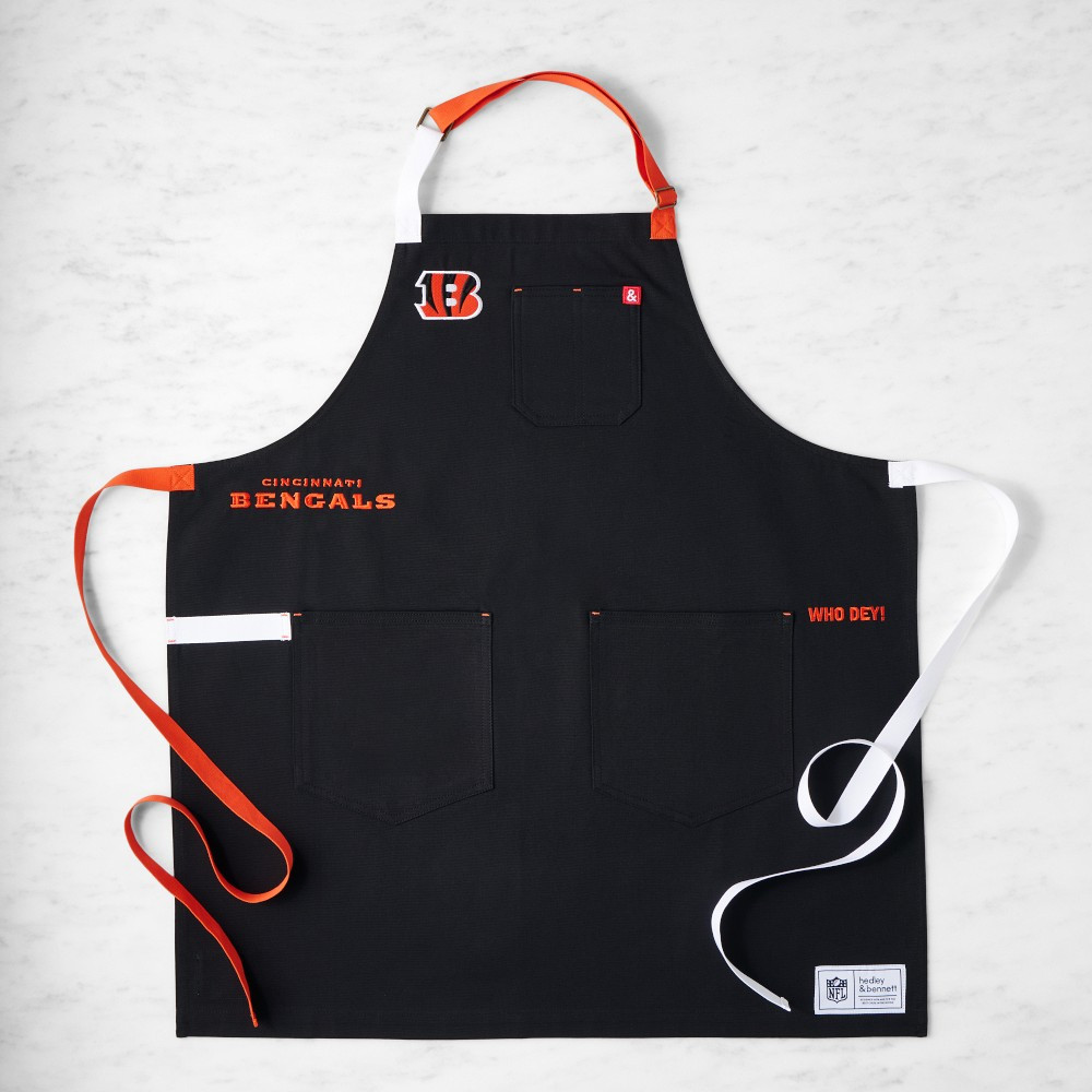 NFL x Hedley &amp; Bennett Essential Apron | Williams-Sonoma