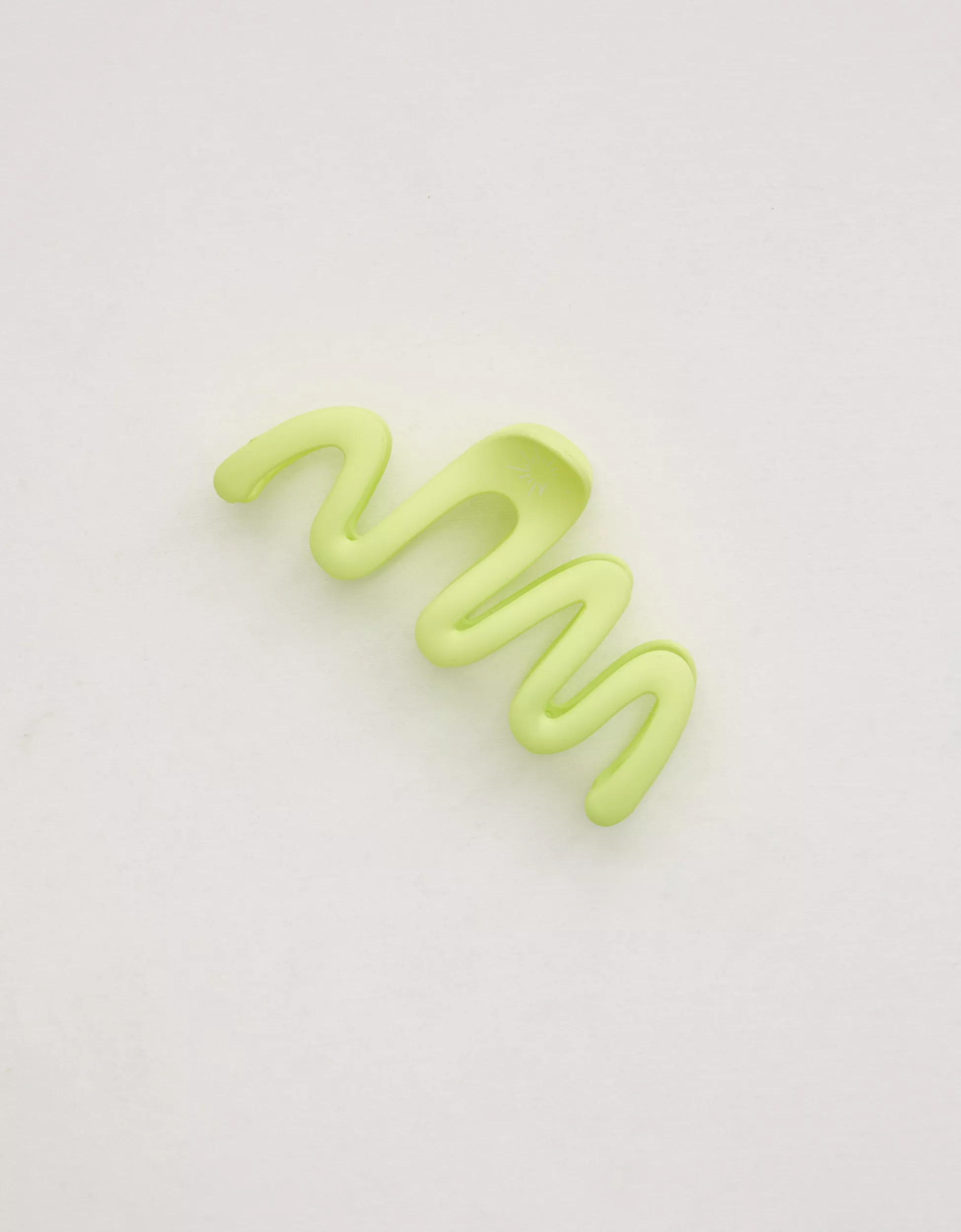 OFFLINE By Aerie Wavy Claw Clip | Aerie