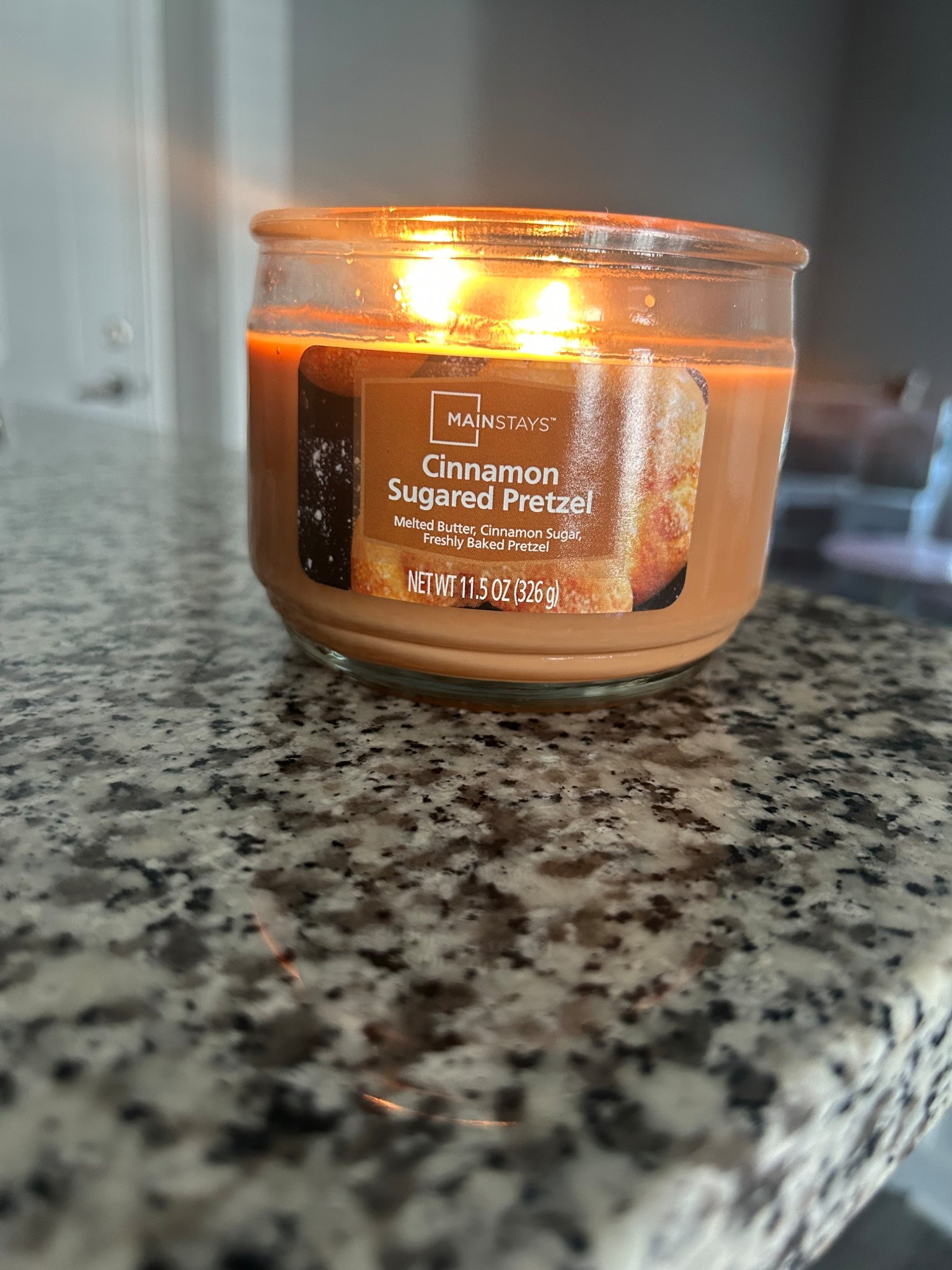 A candle for under $5 that smells amazing and actually last— thank you! 

#LTKSeasonal #LTKHome