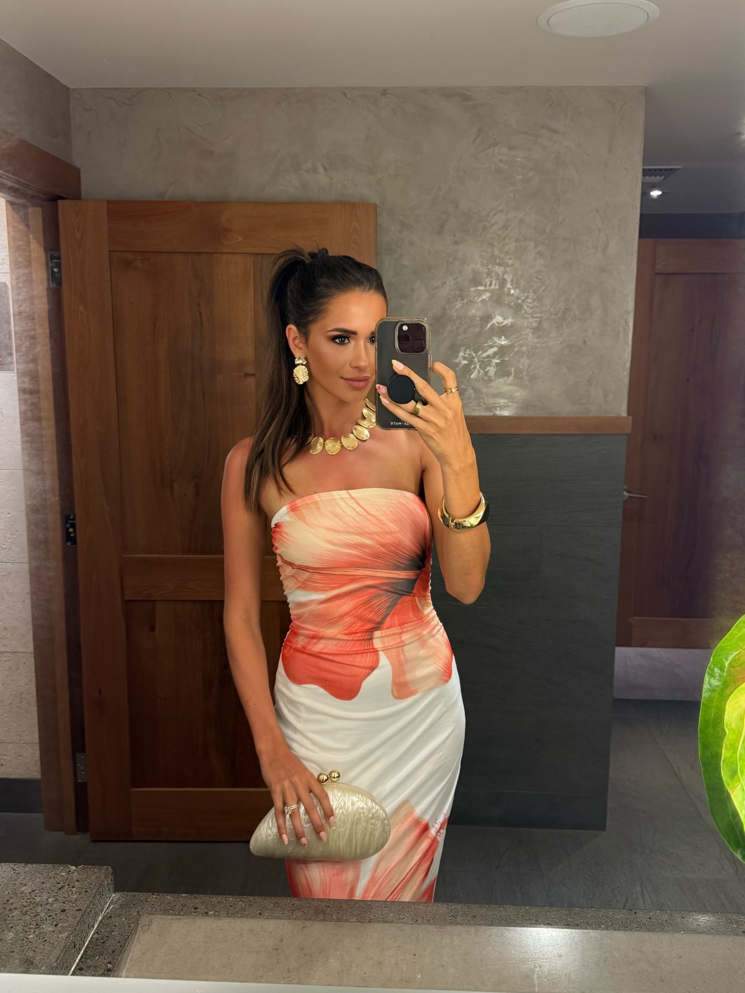 The perfect beach dinner dress! Wearing a size XS! 🌺☀️

#LTKFindsUnder50 #LTKSeasonal #LTKStyleTip