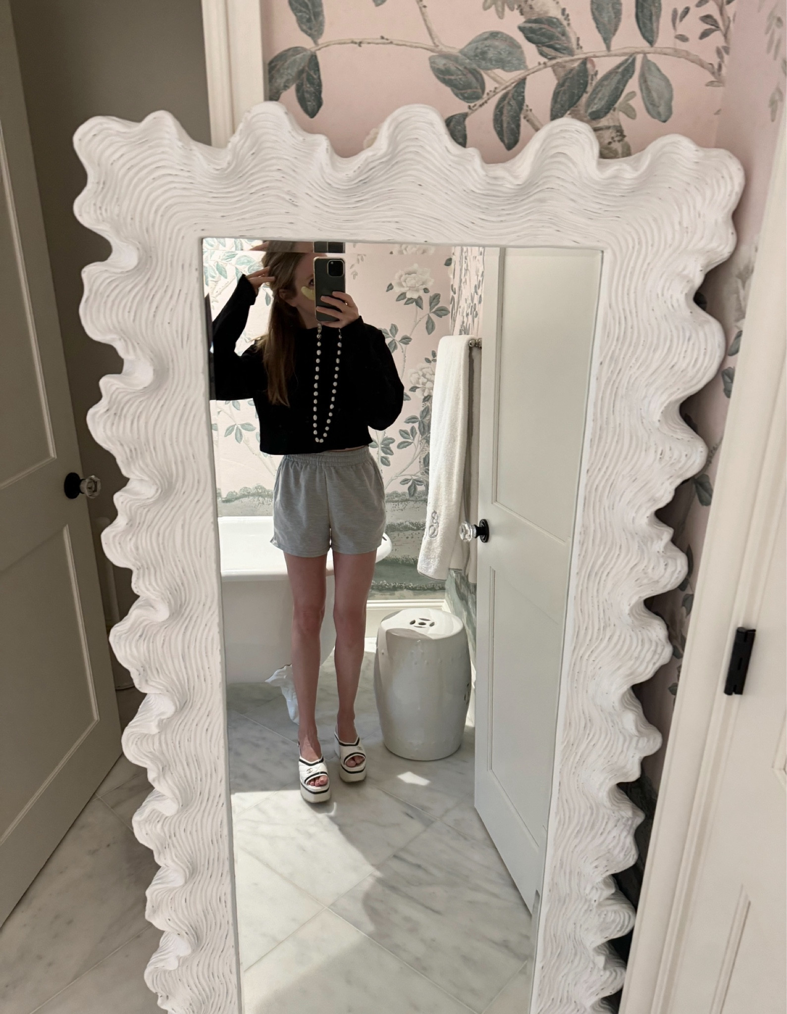 Drop off outfit and lookalike shoes for my Chanels! 