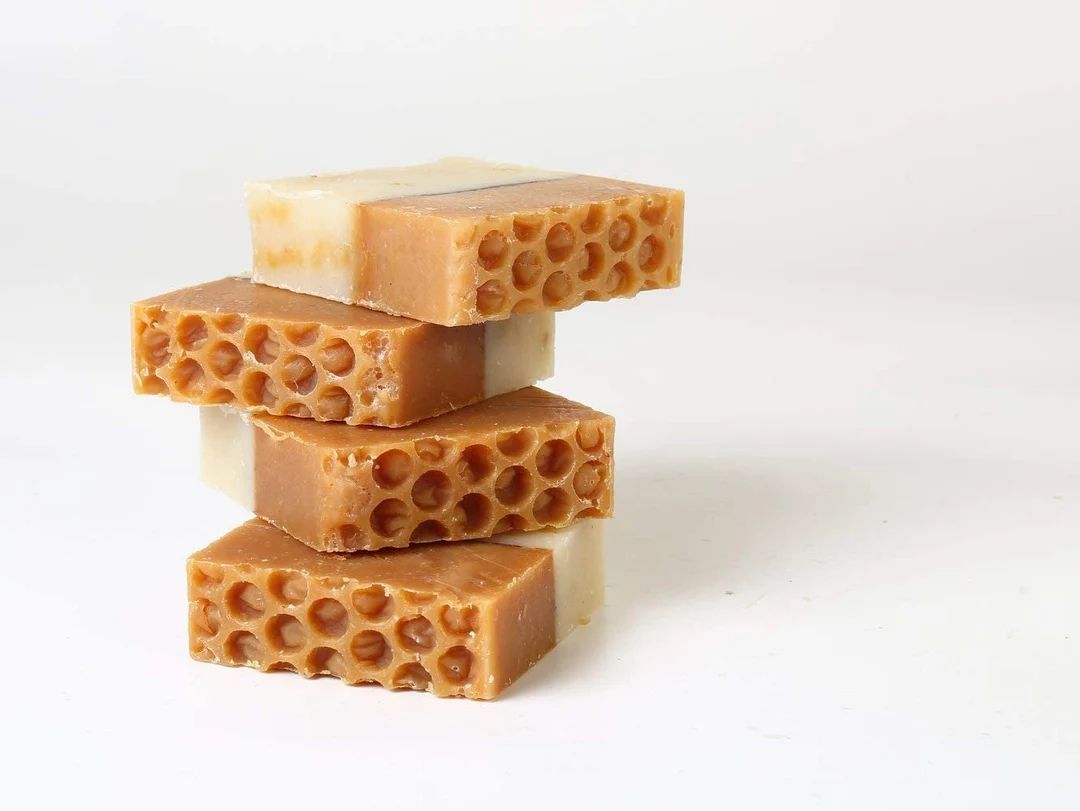 Honey Oats Natural Handmade Soap Bar, Effects of the honey: It has anti-inflammatory and antioxid... | Etsy (US)
