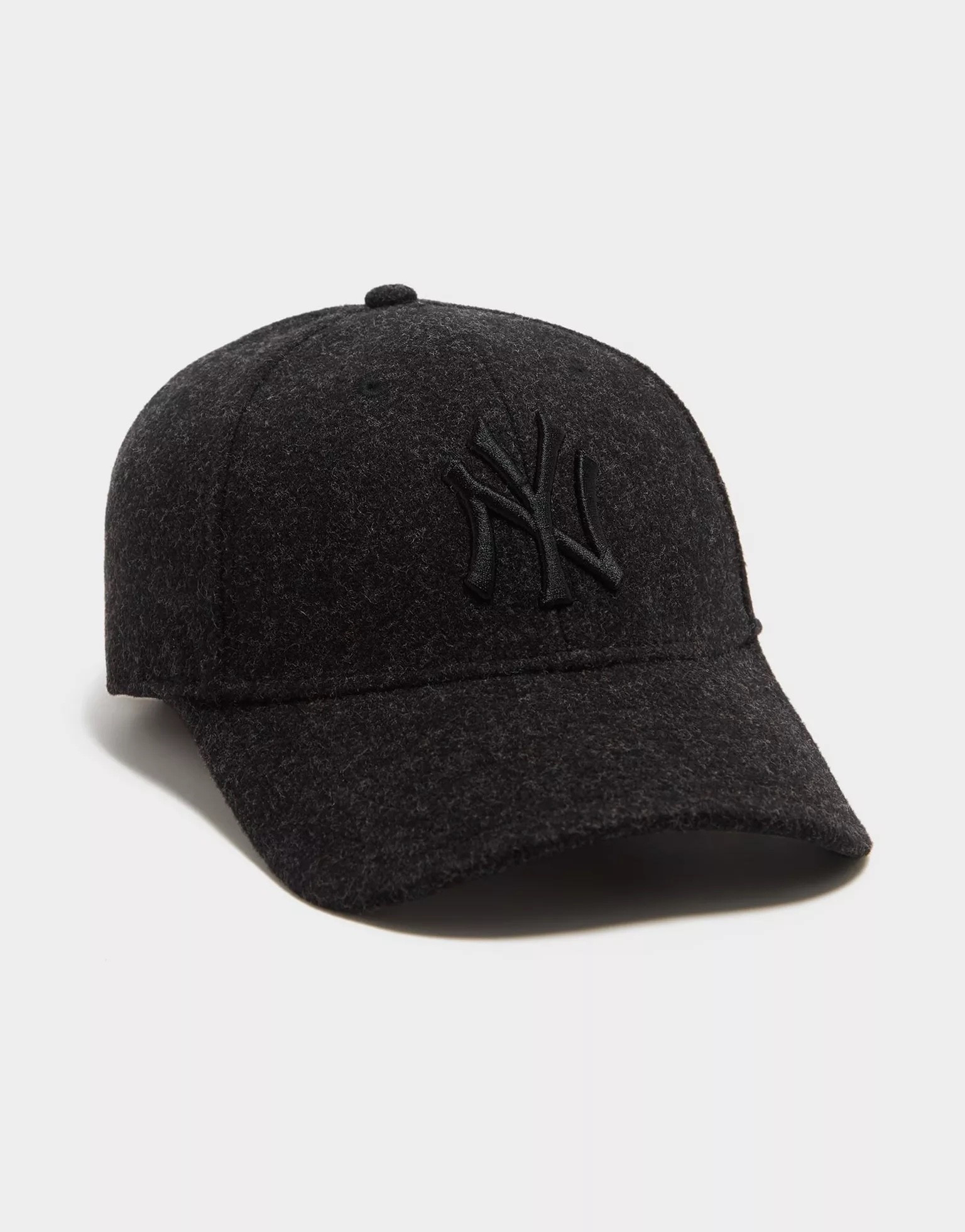 My fave style of cap 


Ad @jdsports