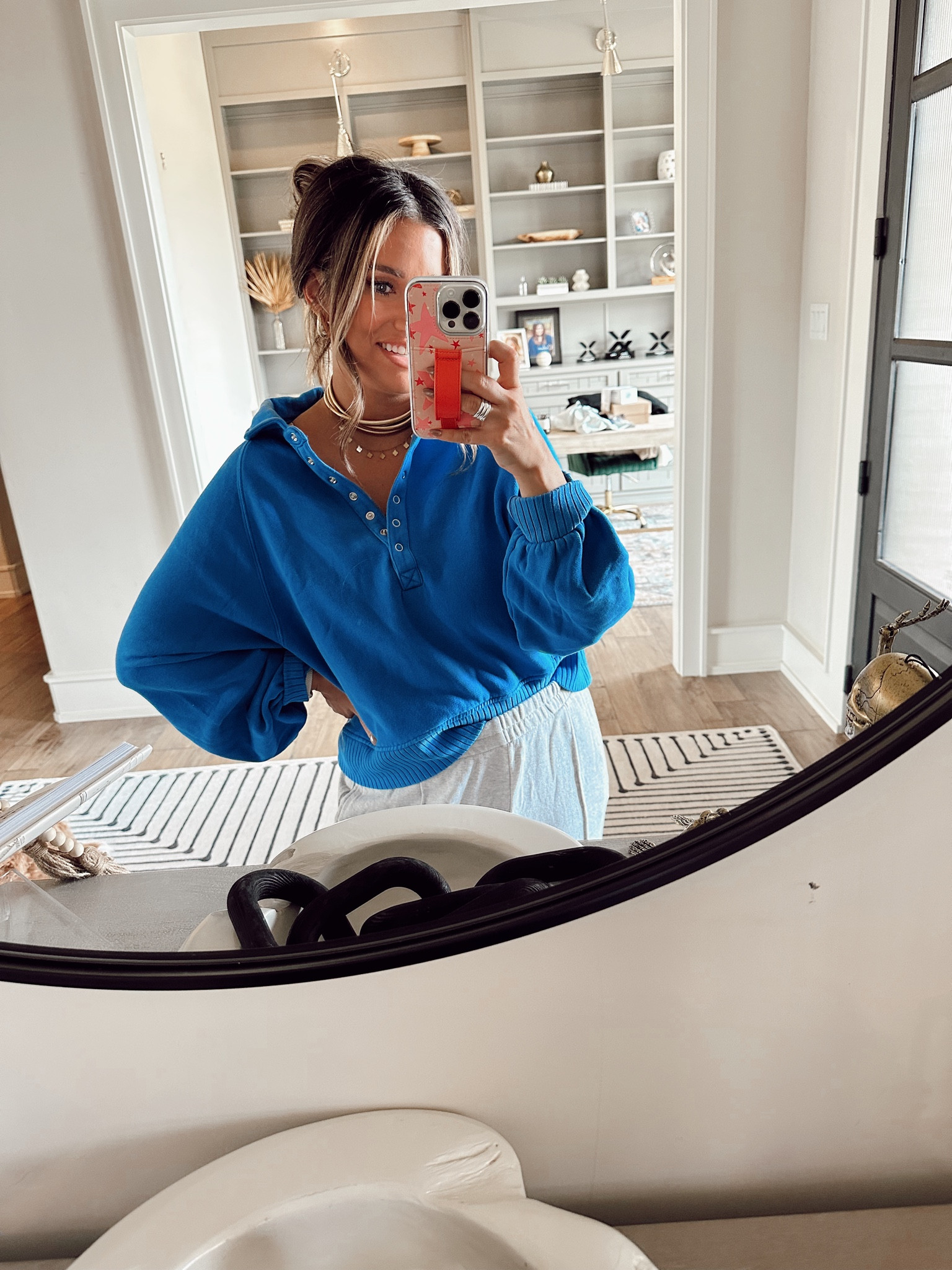 Aerie LTK sale haul 
25% off sitewide - code AERIELTK25
Pull over - medium 
Sweats- small 
Uggs TTS

code CristinaS20 for Bracha jewelry 

#LTKSale #LTKsalealert #LTKitbag