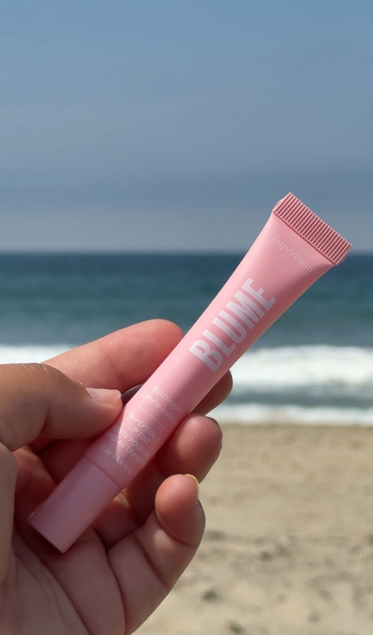 my girl Jaeda launched a lip tint with BLUME & to say I’m obsessed is an understatement!! absolutely screaming summer with this bubblegum scent 🫧💕 also so hydrating! 