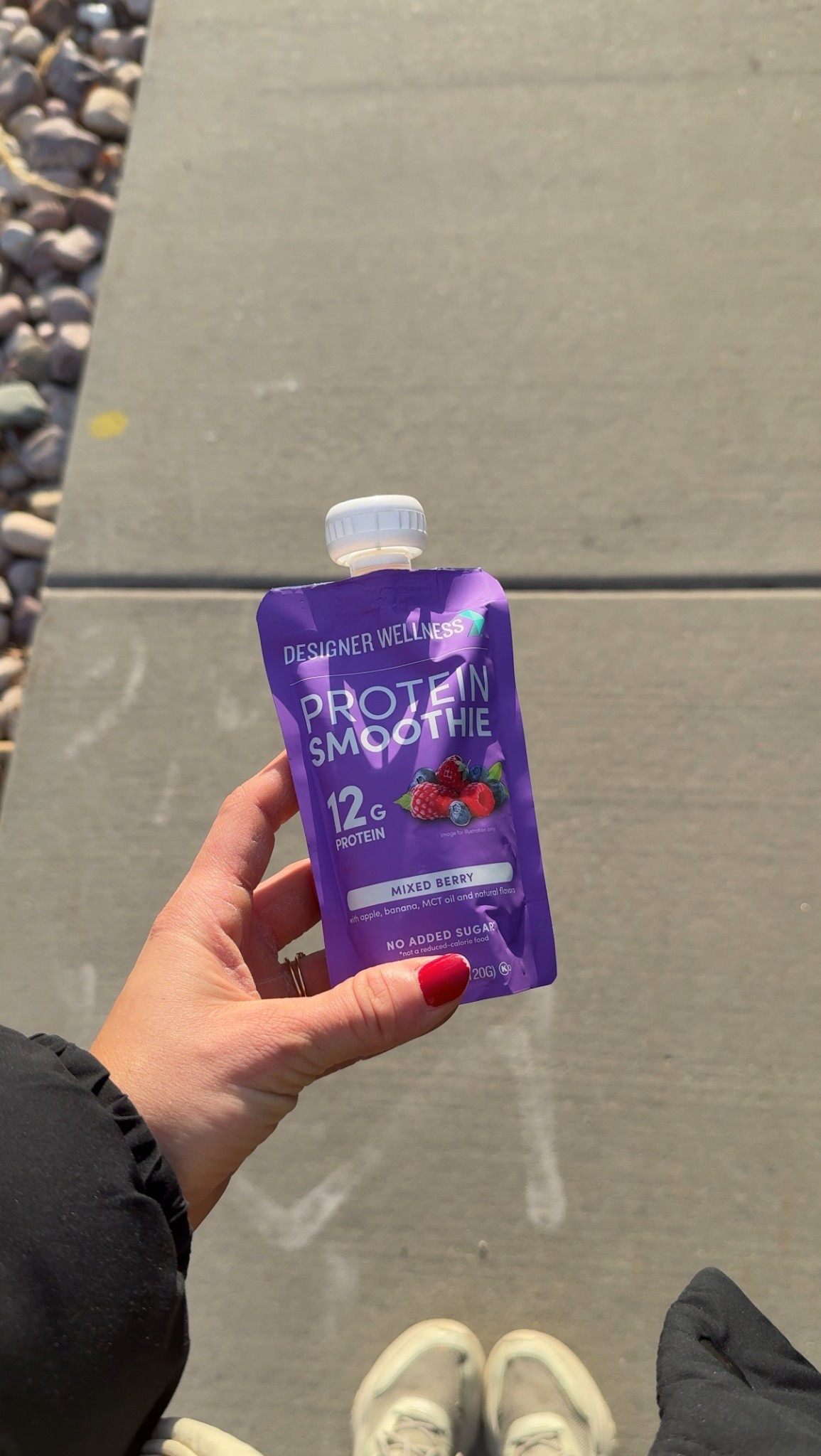 Fave low calorie, high-protein snack! 

high-protein snacks, healthy food swaps, simple healthy foods, women’s supplements, creatine, protein bars that taste good, non-chalky protein, granola bars, pantry restock 

#LTKActive #LTKTravel #LTKHome