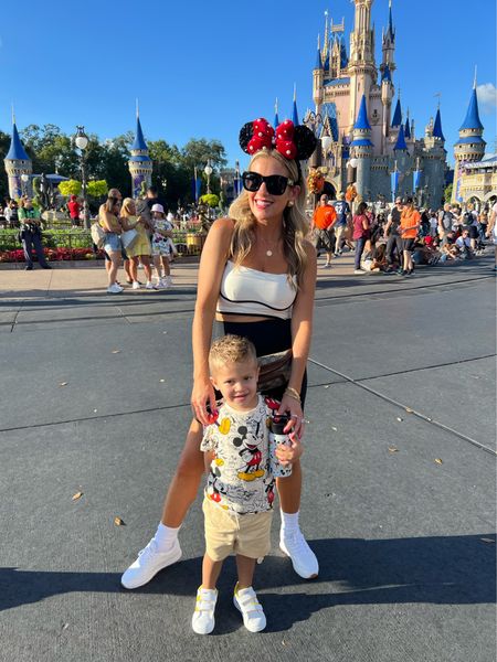 The easiest outfit for a full day in the parks! #disney #disneyoutfit #casualoutfit #disneyworld #whattoweartodisney #disneyworld #momblog 

#LTKtravel #LTKstyletip #LTKMostLoved