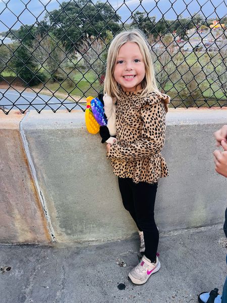 Adorable fall kids leopard sweater 

#LTKfindsunder50 #LTKstyletip #LTKkids