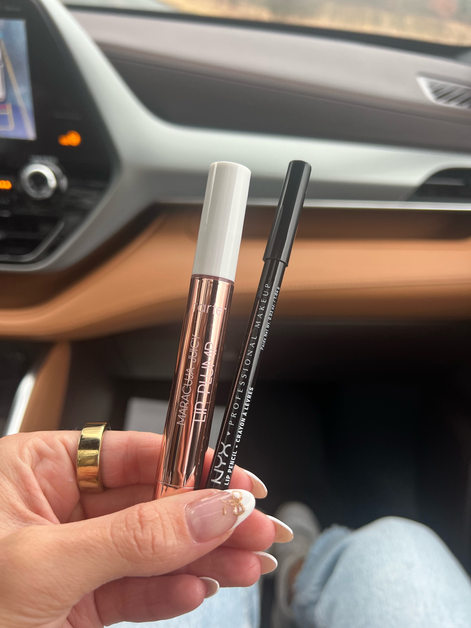 fav lip combo right now✨👄

#LTKGiftGuide #LTKbeauty #LTKHoliday