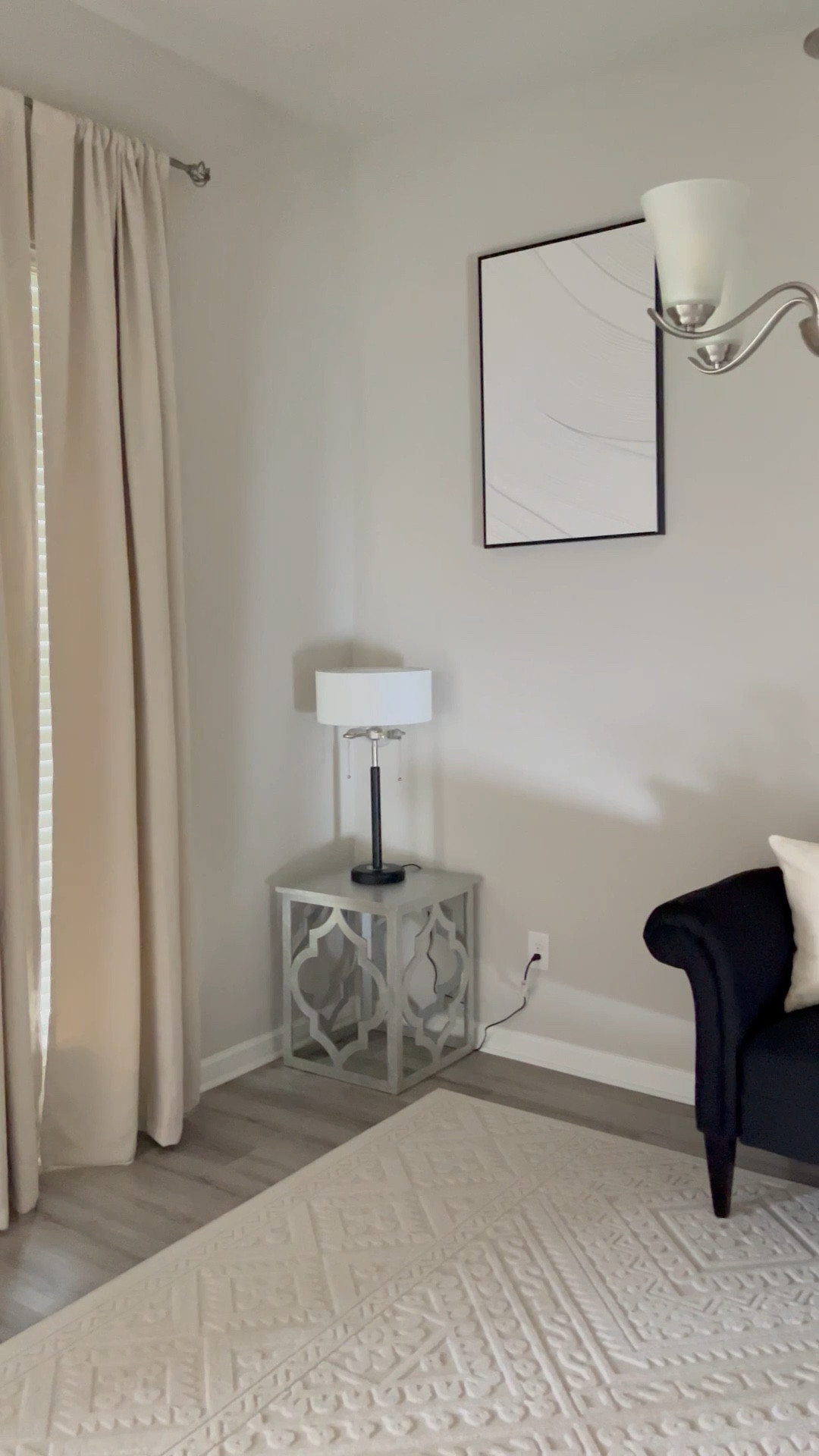 Every Room Should make a statement..🤍

#LTKHome #LTKStyleTip