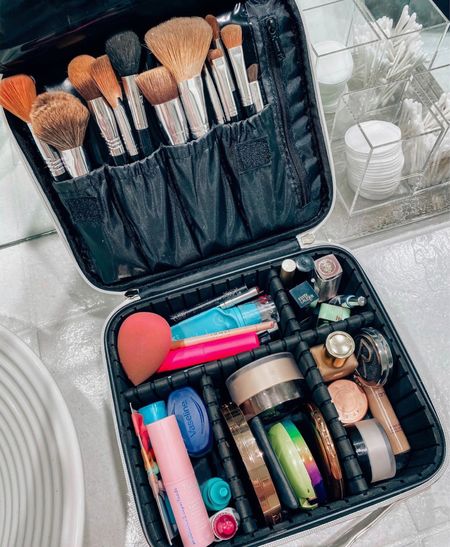 Makeup case, beauty organizer | travel case 

#LTKfindsunder100 #LTKfindsunder50 #LTKbeauty