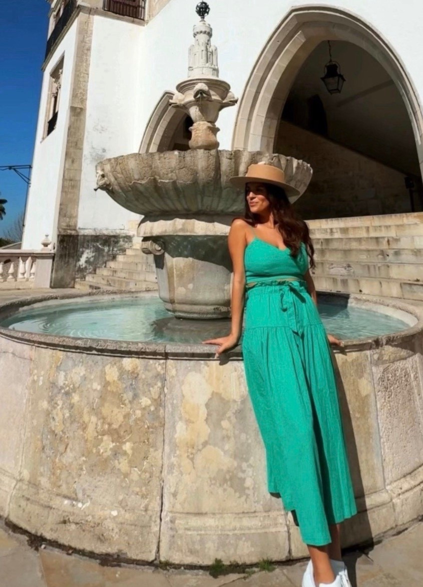 this dress + this sun… I didn’t need anything else 💚☀️

#vacationstyle #summeroutfit #effortlessstyle

#LTKTravel #LTKstorytime #LTKdayinmylife