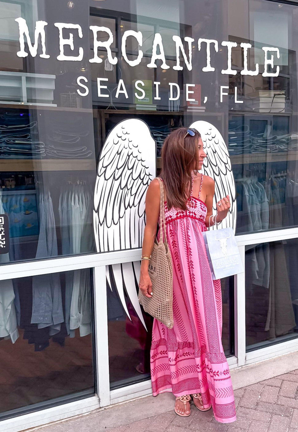 Love this Amazon dress 🩷 under $40 

Wearing a size small but an XS would have fit better (for length, I’m 5’3) 



#LTKStyleTip #LTKFindsUnder50 #LTKTravel