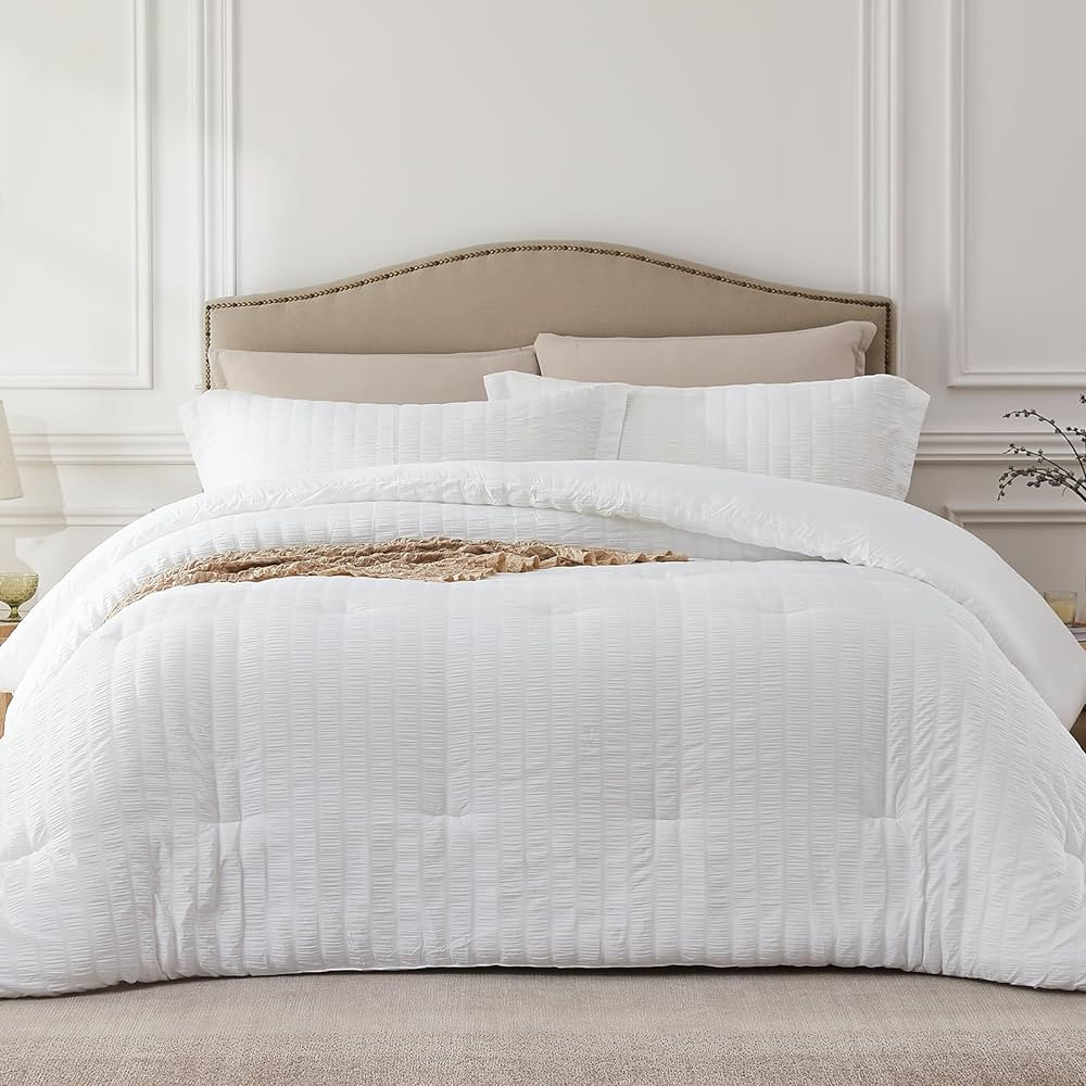 White Full Comforter Set - 3 Pieces Seersucker Lightweight Bedding Comforter Sets (1 Soft Fluffy ... | Amazon (US)