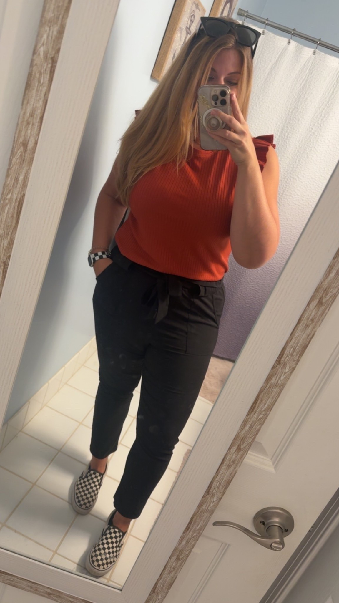 Teacher style with an edge #teacherootd

#LTKMidsize
