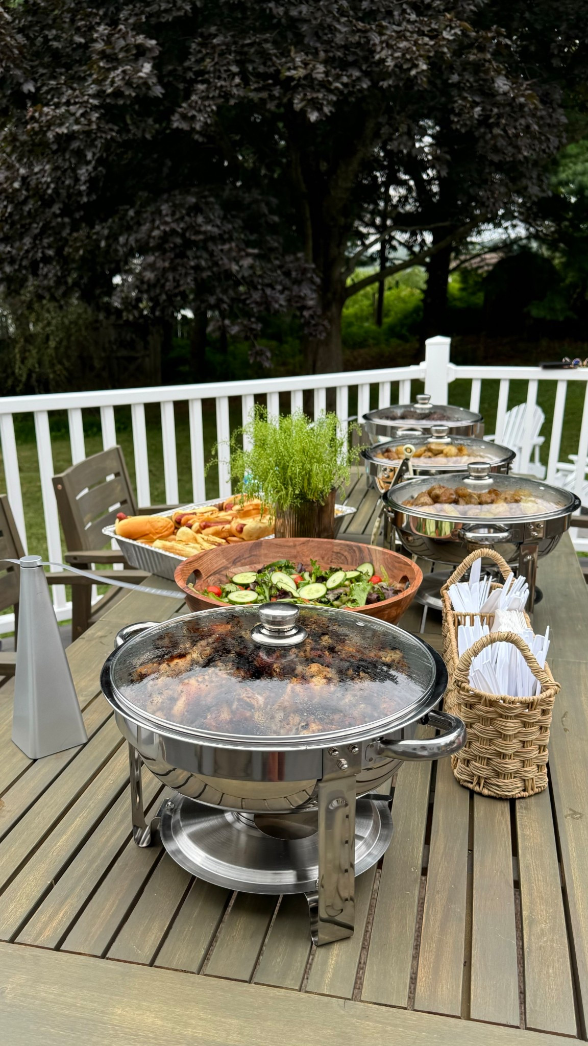 Stainless steel buffet chafing set, amazing for hosting!

#LTKHome #LTKSaleAlert #LTKSummerEdit