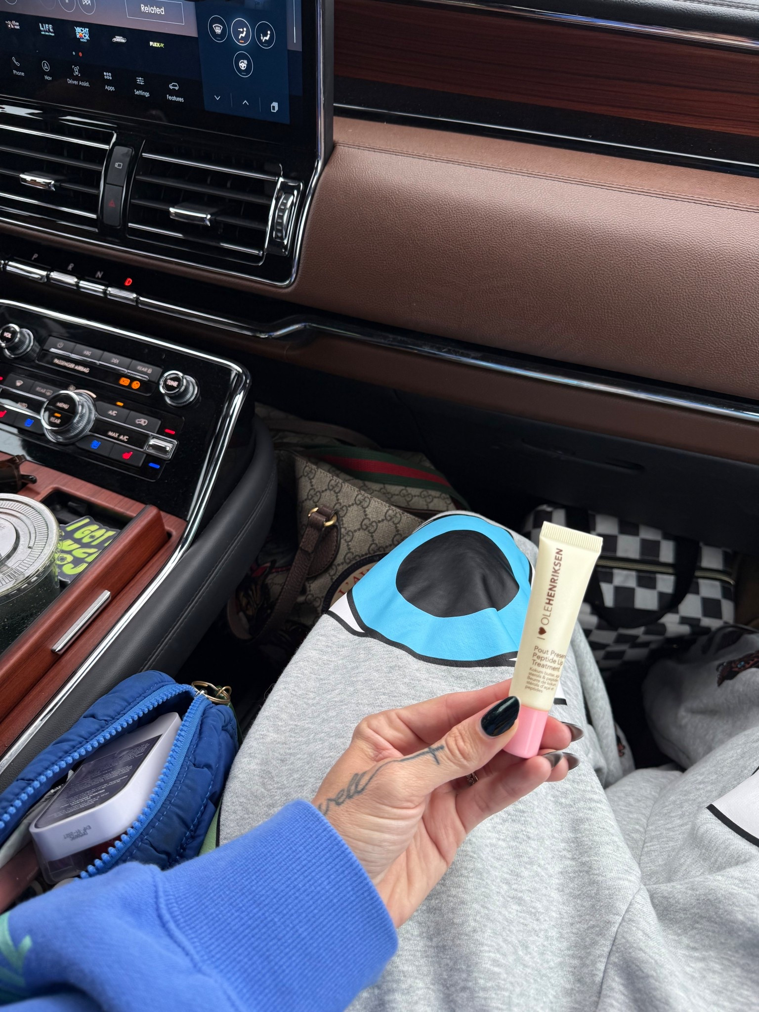 snag immediately 

#LTKmorningroutine #LTKselfcare #LTKgrwm