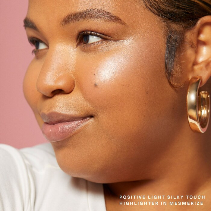 Positive Light Silky Touch Highlighter | Sephora (US)