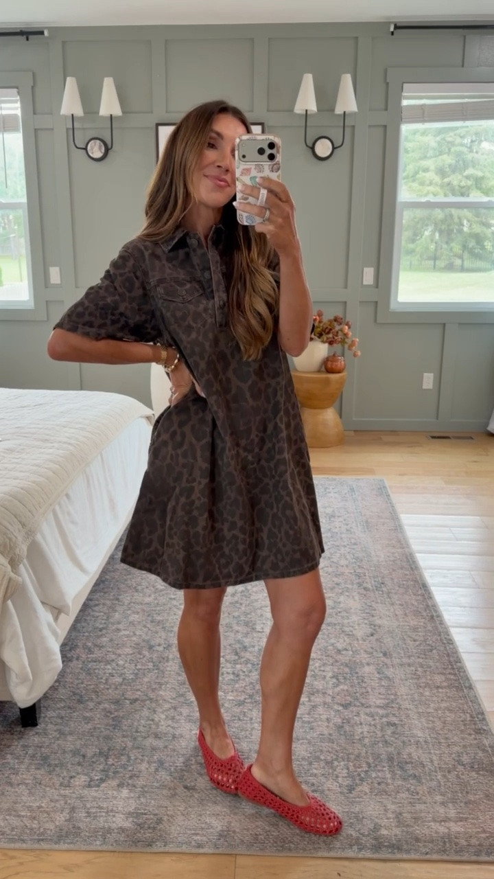 Leopard print is this year’s biggest fault trend! & Walmart came in HOT with their style!!