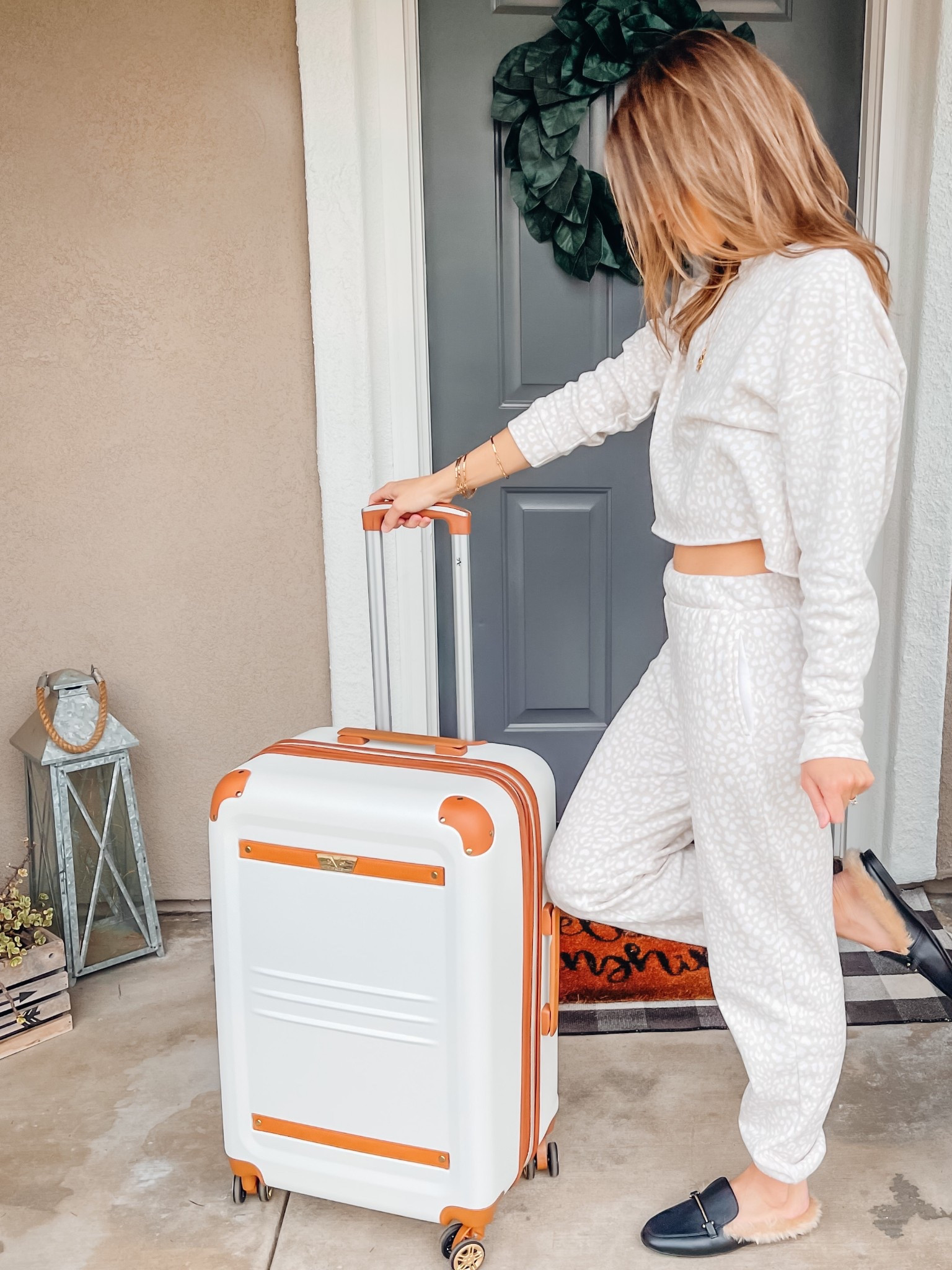 White and tan luggage

Travel luggage, luggage protector

#LTKTravel #LTKItBag