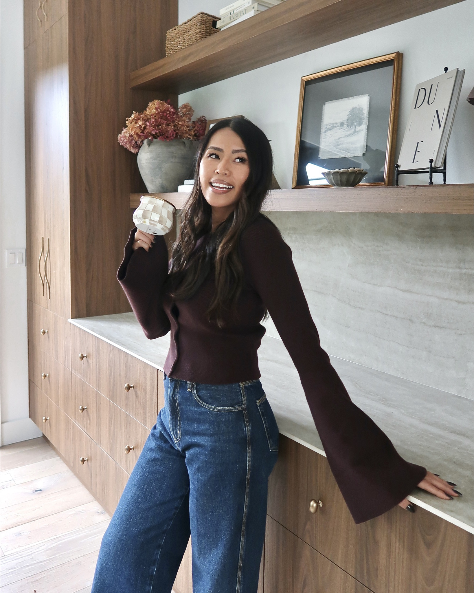 Medium in top
26 in denim (size down runs big!!)