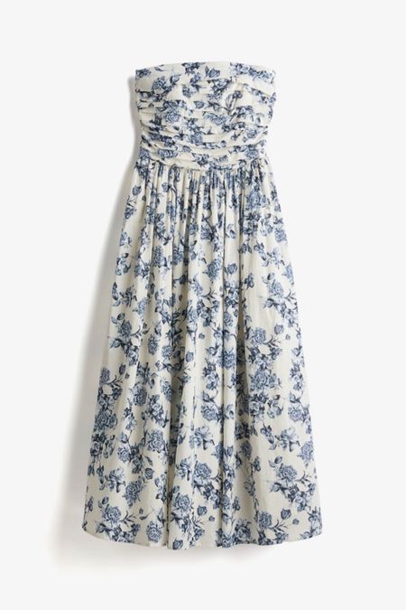 Blue and white floral strapless midi dress 

#LTKstyletip #LTKfindsunder100 #LTKSeasonal