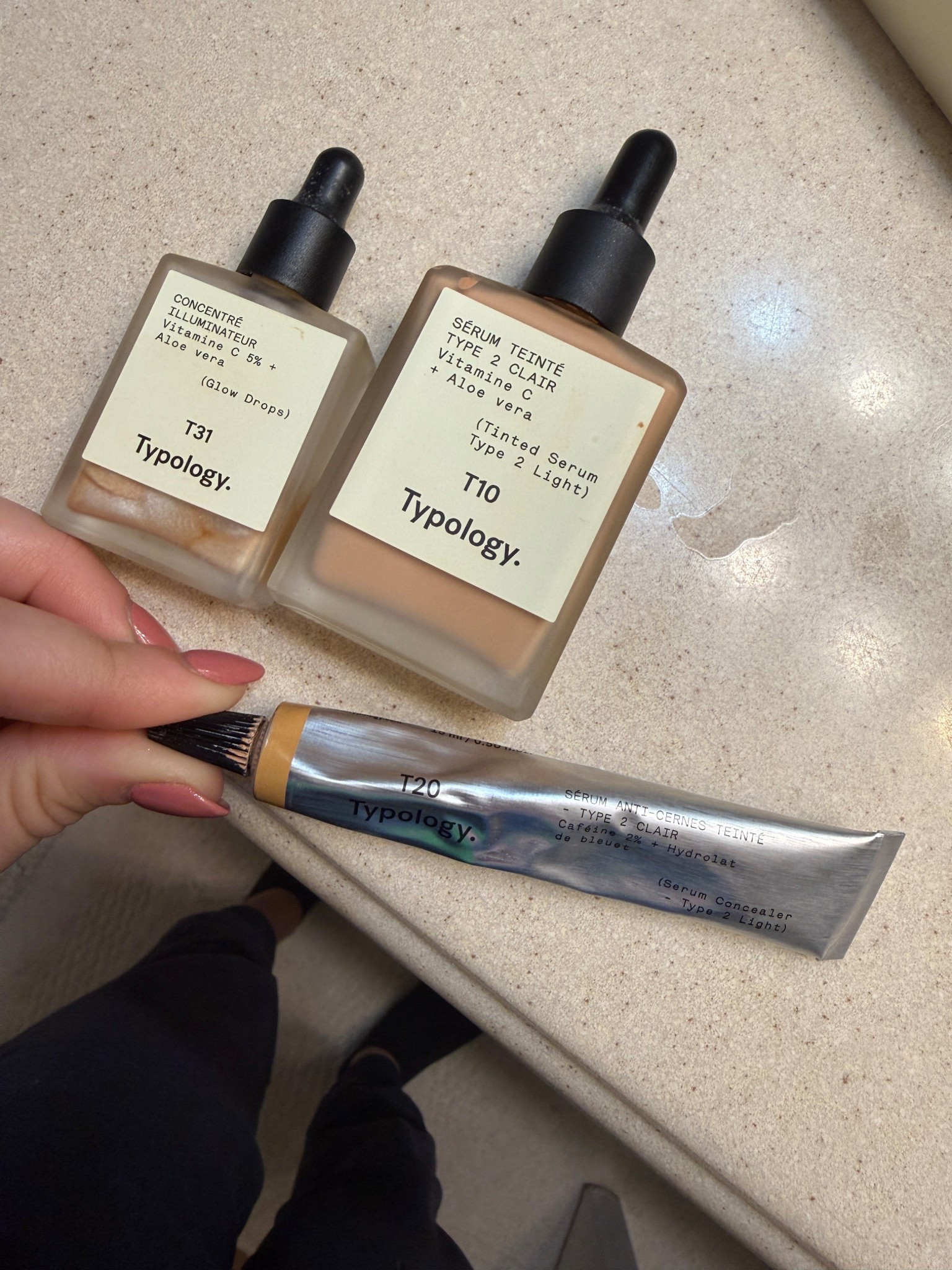 Best lightweight daily work makeup

#LTKgrwm #LTKselfcare #LTKBeauty