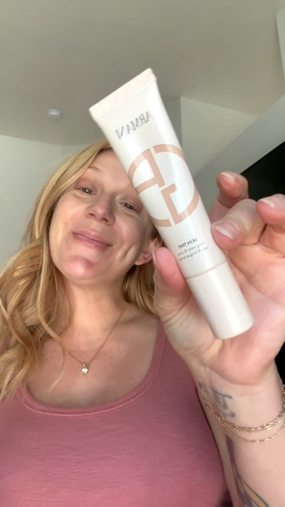 If you love that “your skin but better” look — this one’s for you ✨
The Golden Hour 24HR Lightweight Skin Tint gives light, radiant coverage while hydrating with hyaluronic acid and brightening with vitamin C 🍊
And yes, you can grab it on sale at Sephora right now!
#SephoraSaleFinds #DewySkinLover #CleanBeautyVibes #MakeupObsessed

#LTKFindsUnder50 #LTKSaleAlert #LTKBeauty